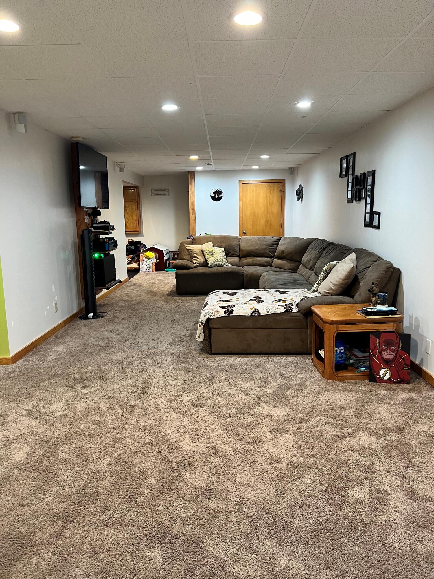 857 North Union City Road Coldwater, MI 49036 - Photo 17 of 23 Family room