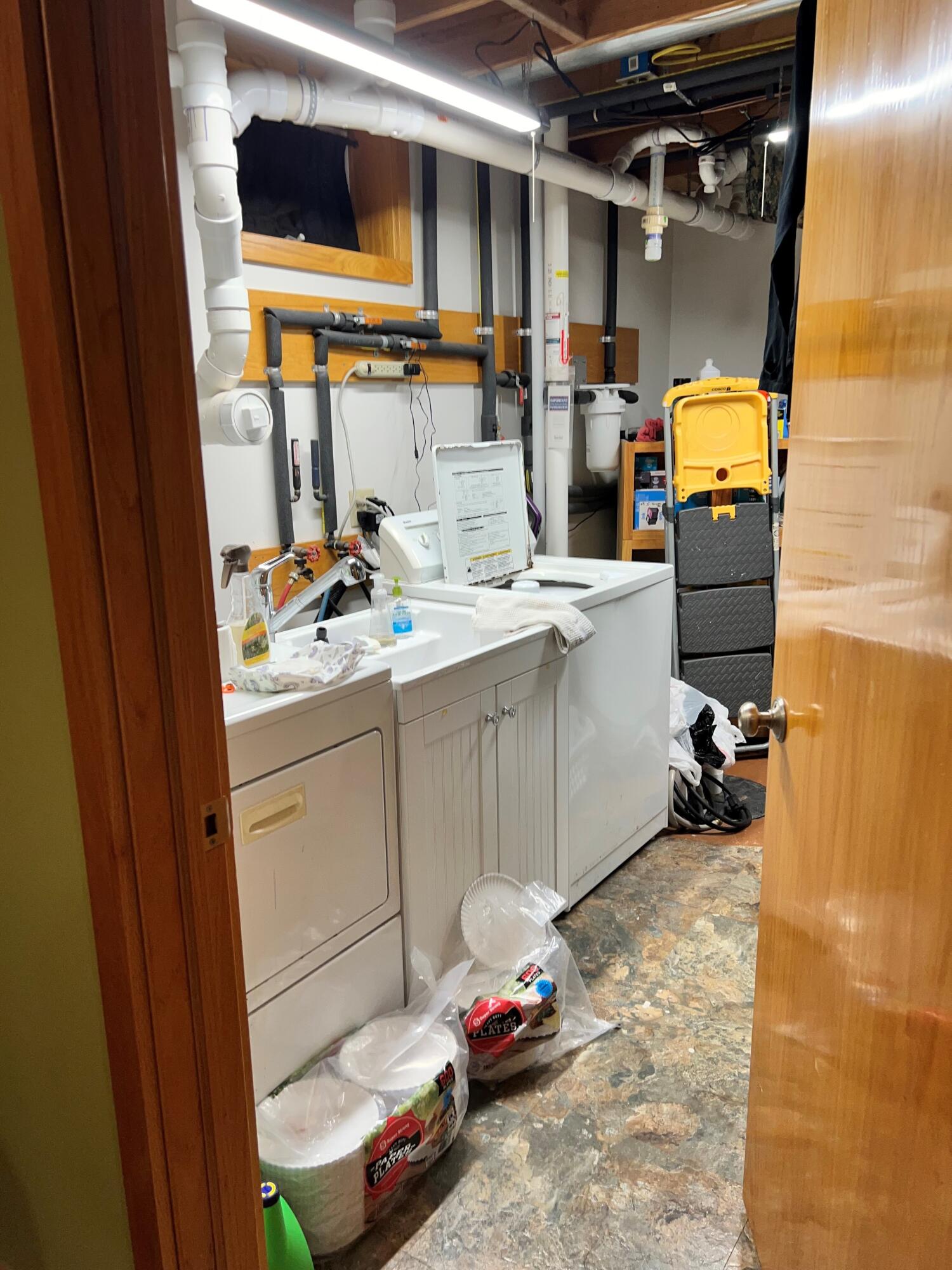 857 North Union City Road Coldwater, MI 49036 - Photo 20 of 23 separate laundry