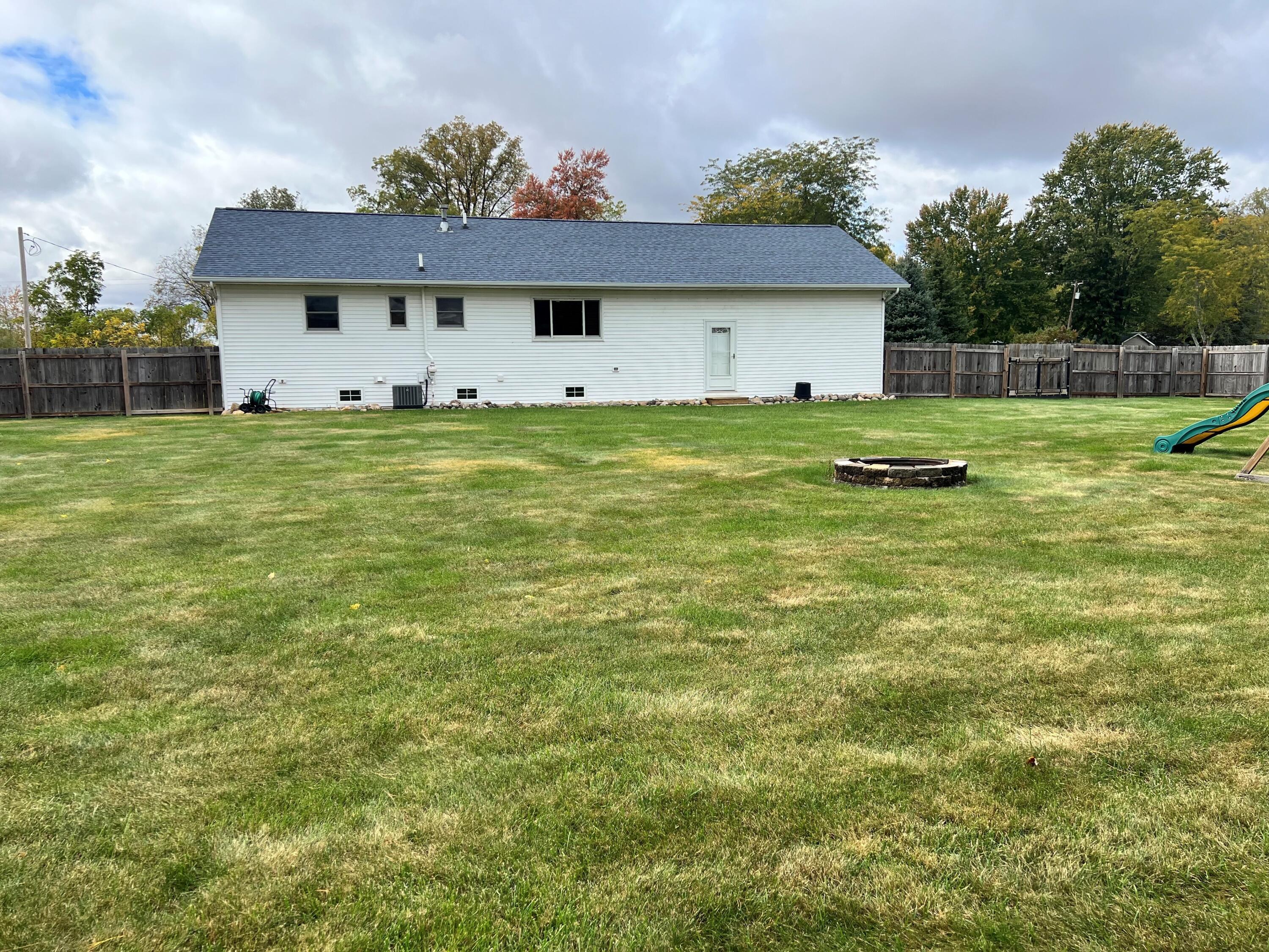 857 North Union City Road Coldwater, MI 49036 - Photo 5 of 23 Back