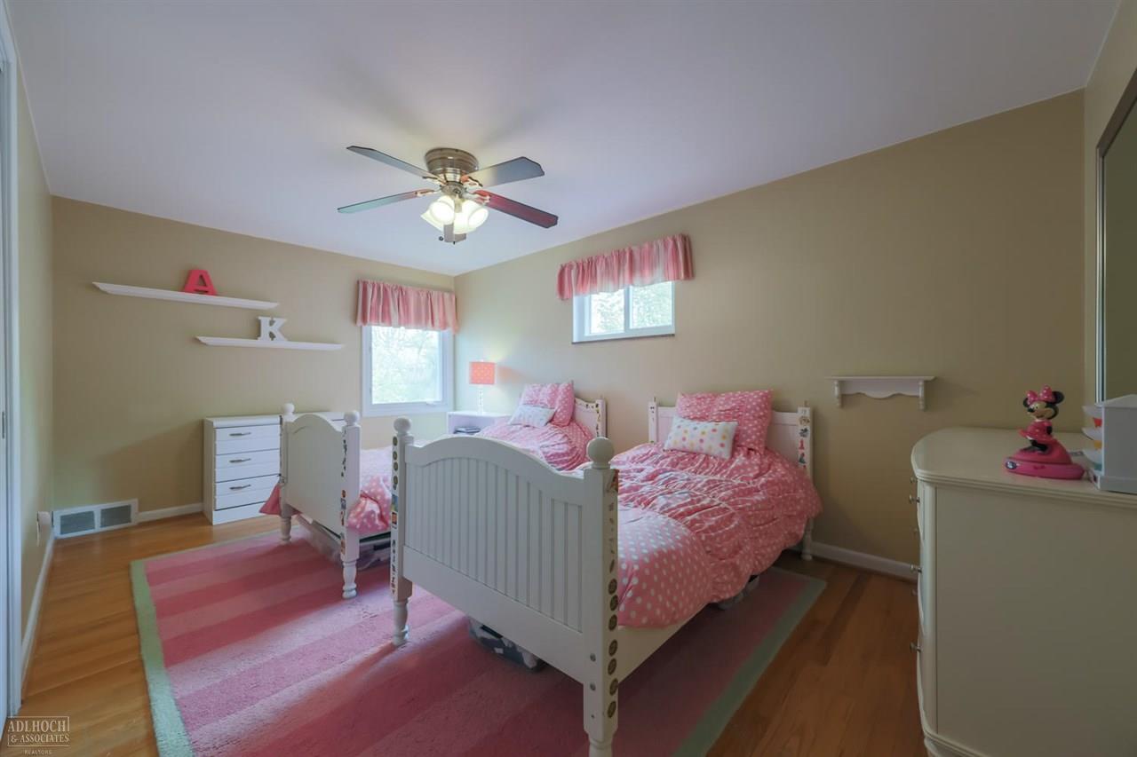 1059 Devonshire Road Grosse Pointe Park, MI 48230 - Photo 27 of 39