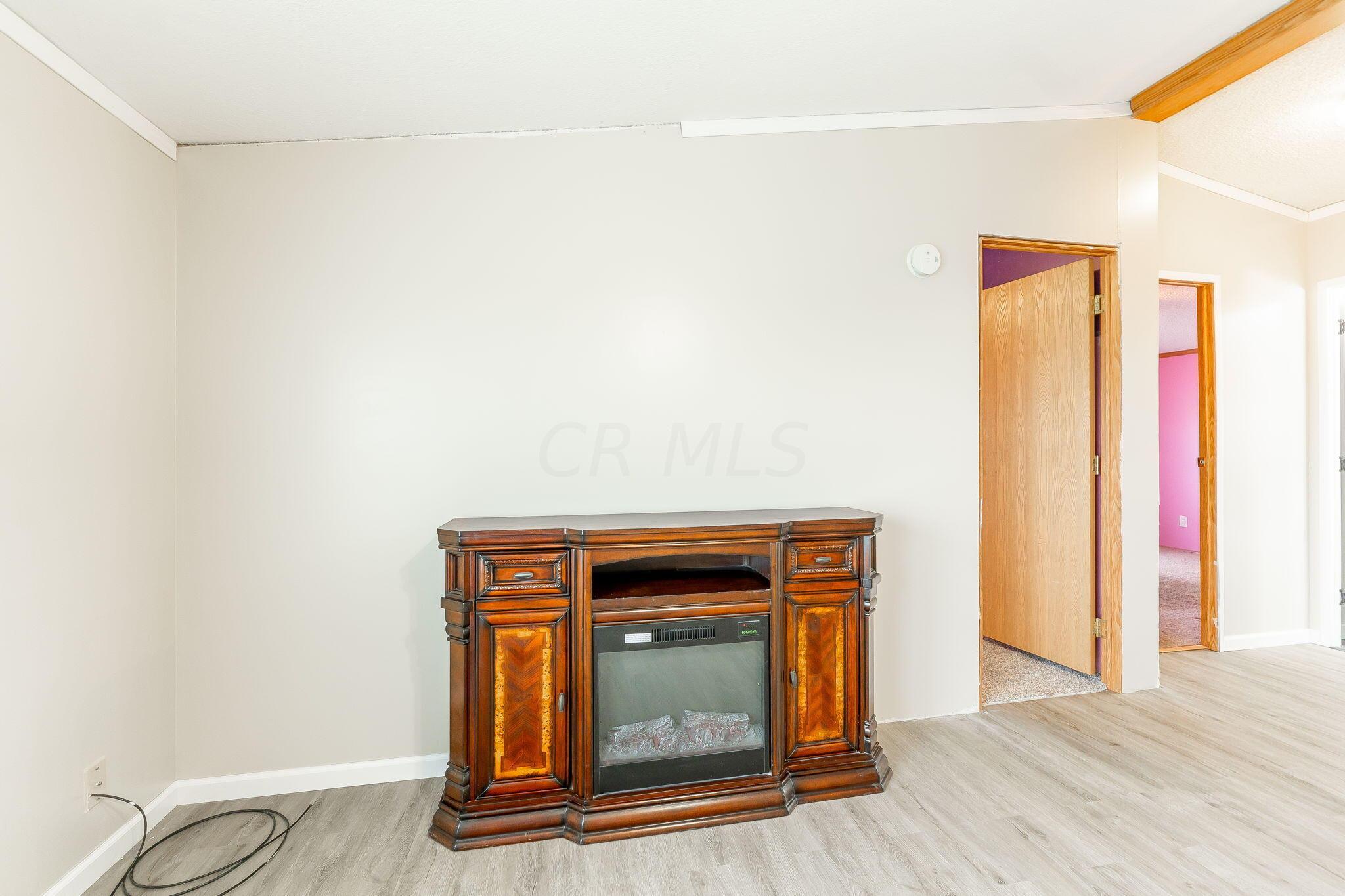 32213 Fields Road Richwood, OH 43344 - Photo 8 of 30 32213 Fields Rd (Interior)-3