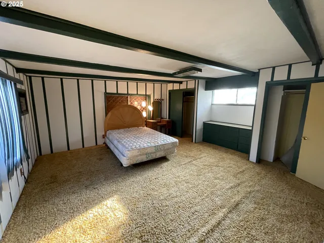 $130,000 | 150 East Main Street, Ione, OR 97843