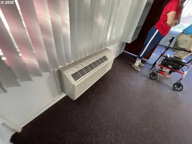 $130,000 | 150 East Main Street, Ione, OR 97843