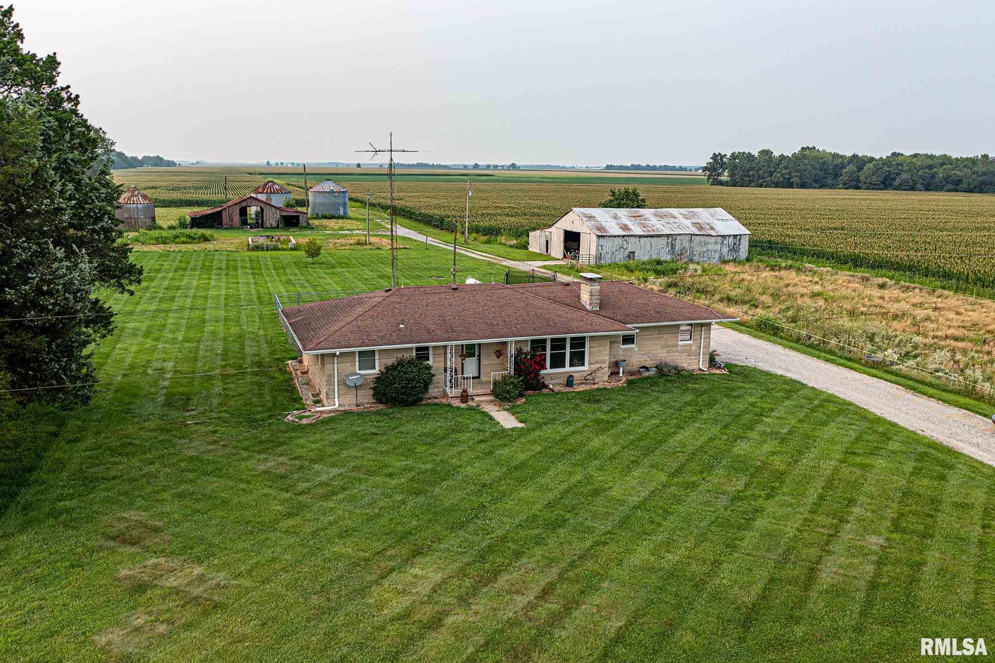 5827 Tonti Road Salem, IL 62881 - Photo 2 of 26 Gallery Image 2