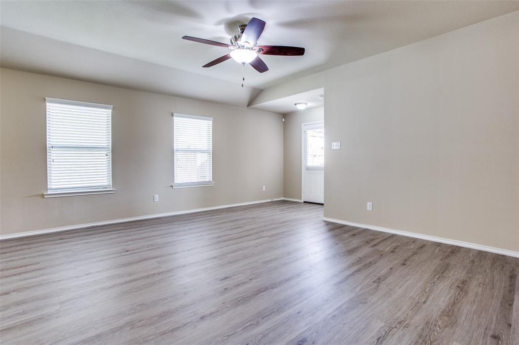 1121 Rainer Drive Princeton, TX 75407 - Photo 6 of 15