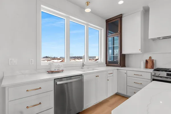 $629,900 | 1605 Torchwood Trail, De Pere, WI 54115