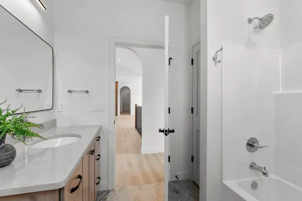 $629,900 | 1605 Torchwood Trail, De Pere, WI 54115