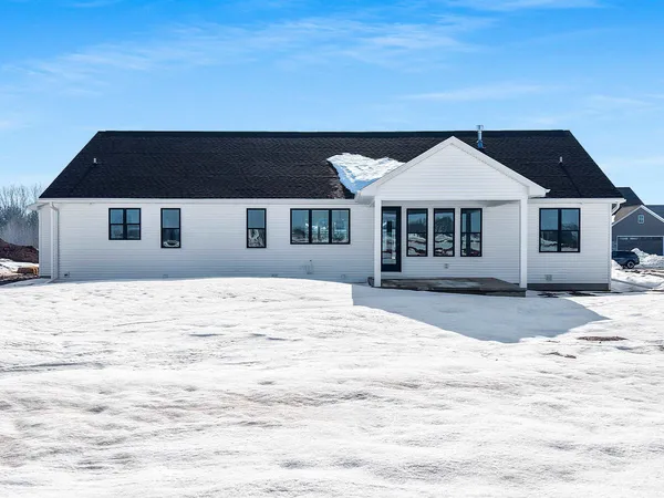 $629,900 | 1605 Torchwood Trail, De Pere, WI 54115