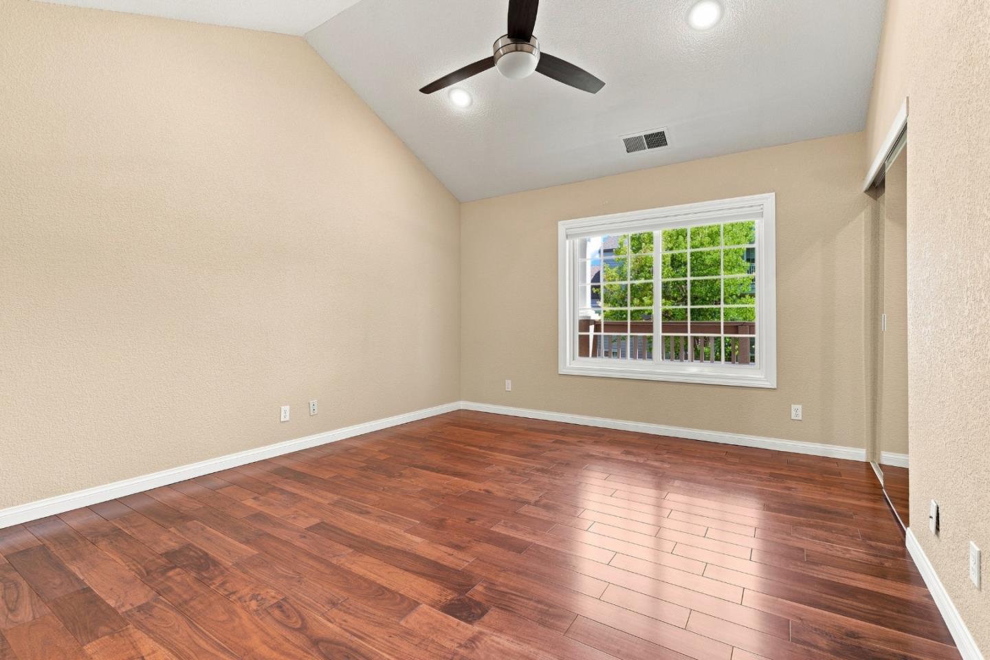 935 Old County Road, Unit 9 Belmont, CA 94002 - Photo 23 of 34 Gallery Image 23