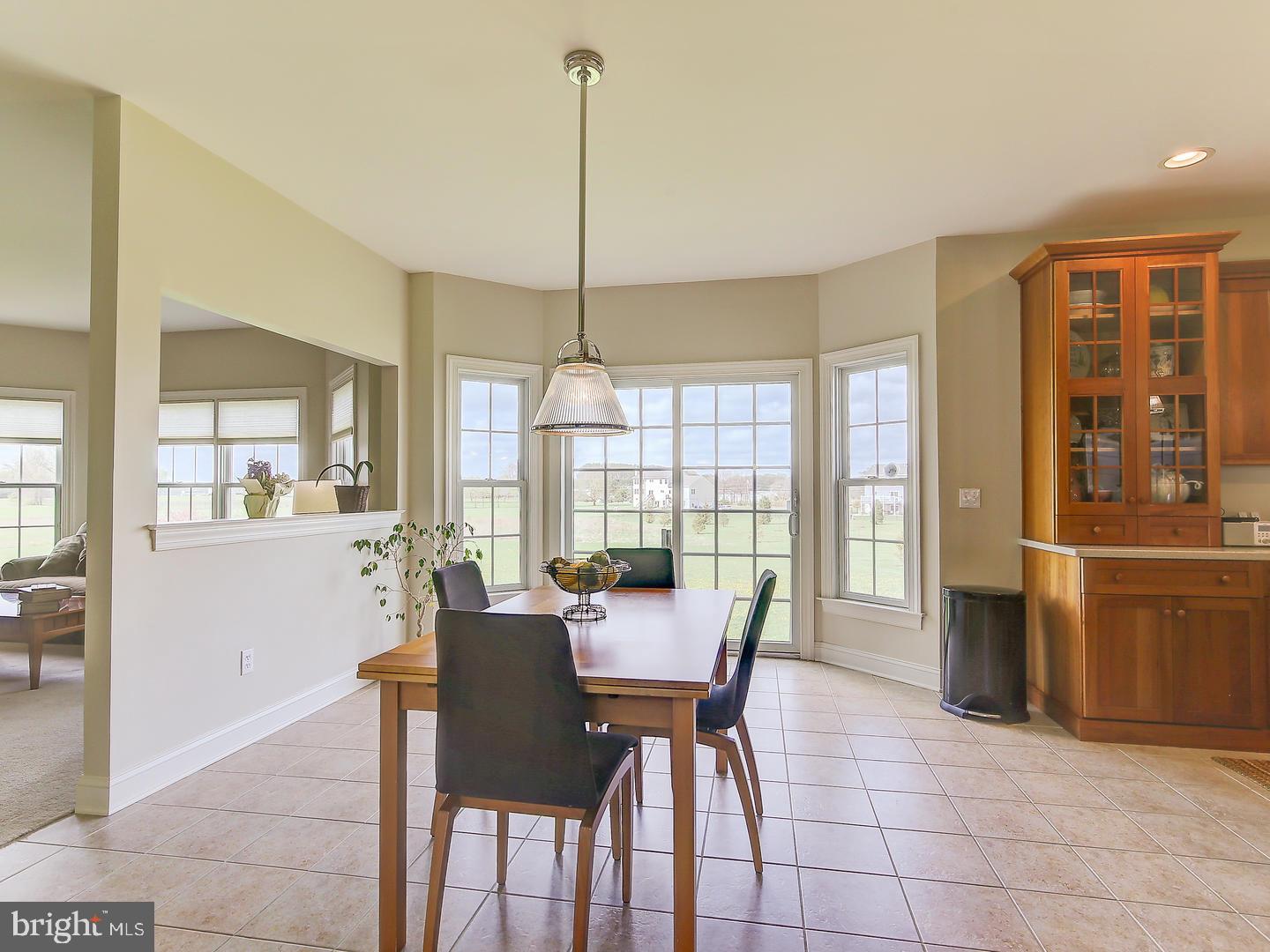 25580 Mt Pleasant Road Columbus, NJ 08022 - Photo 12 of 25 Breakfast Room