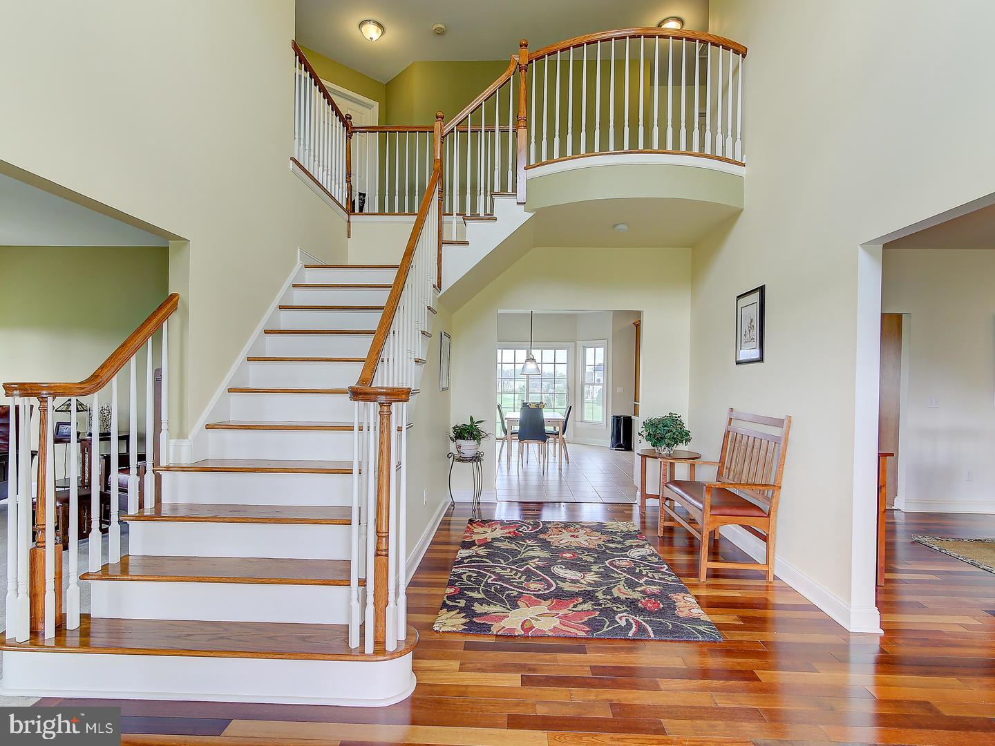 25580 Mt Pleasant Road Columbus, NJ 08022 - Photo 4 of 25 Foyer
