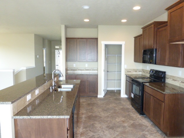 4515 South Willow Road Spokane Valley, WA 99206 - Photo 8 of 20