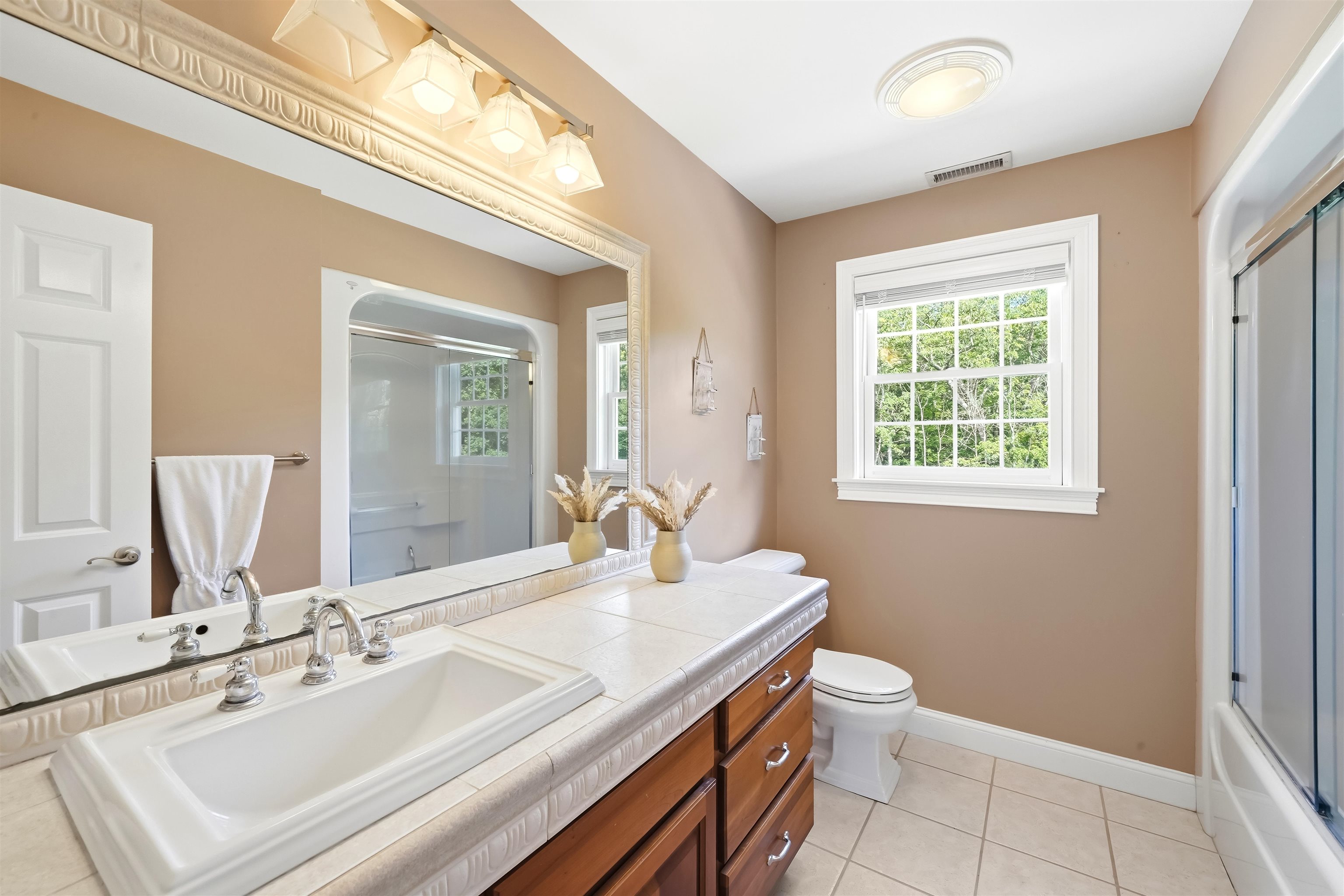 5 Sherwood Road Windham, NH 03087 - Photo 28 of 45