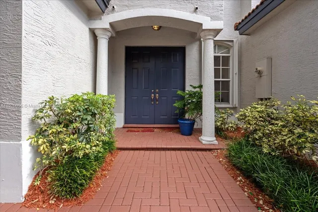 $585,000 | 8151 Southwest 119th Court, Miami, FL 33183