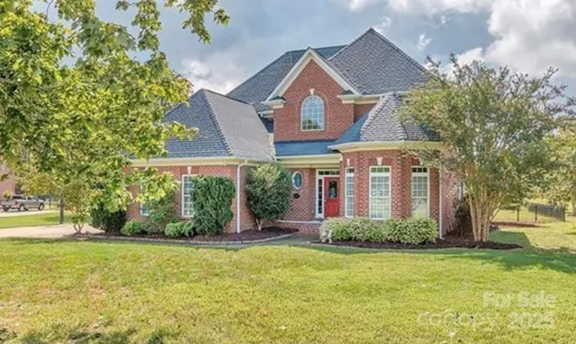 $703,000 | 9721 Arlington Oaks Drive, Charlotte, NC 28227