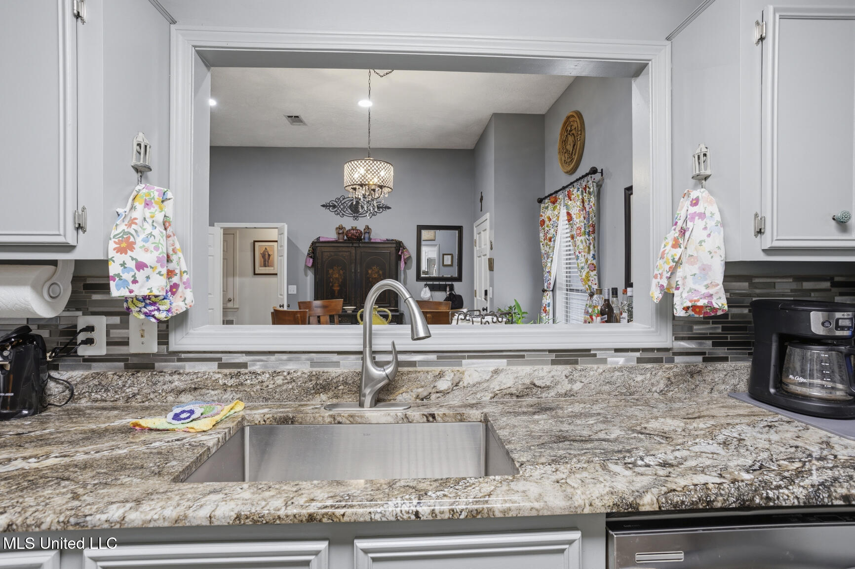 517 Bedford Circle Madison, MS 39110 - Photo 12 of 26 517 Bedford-8