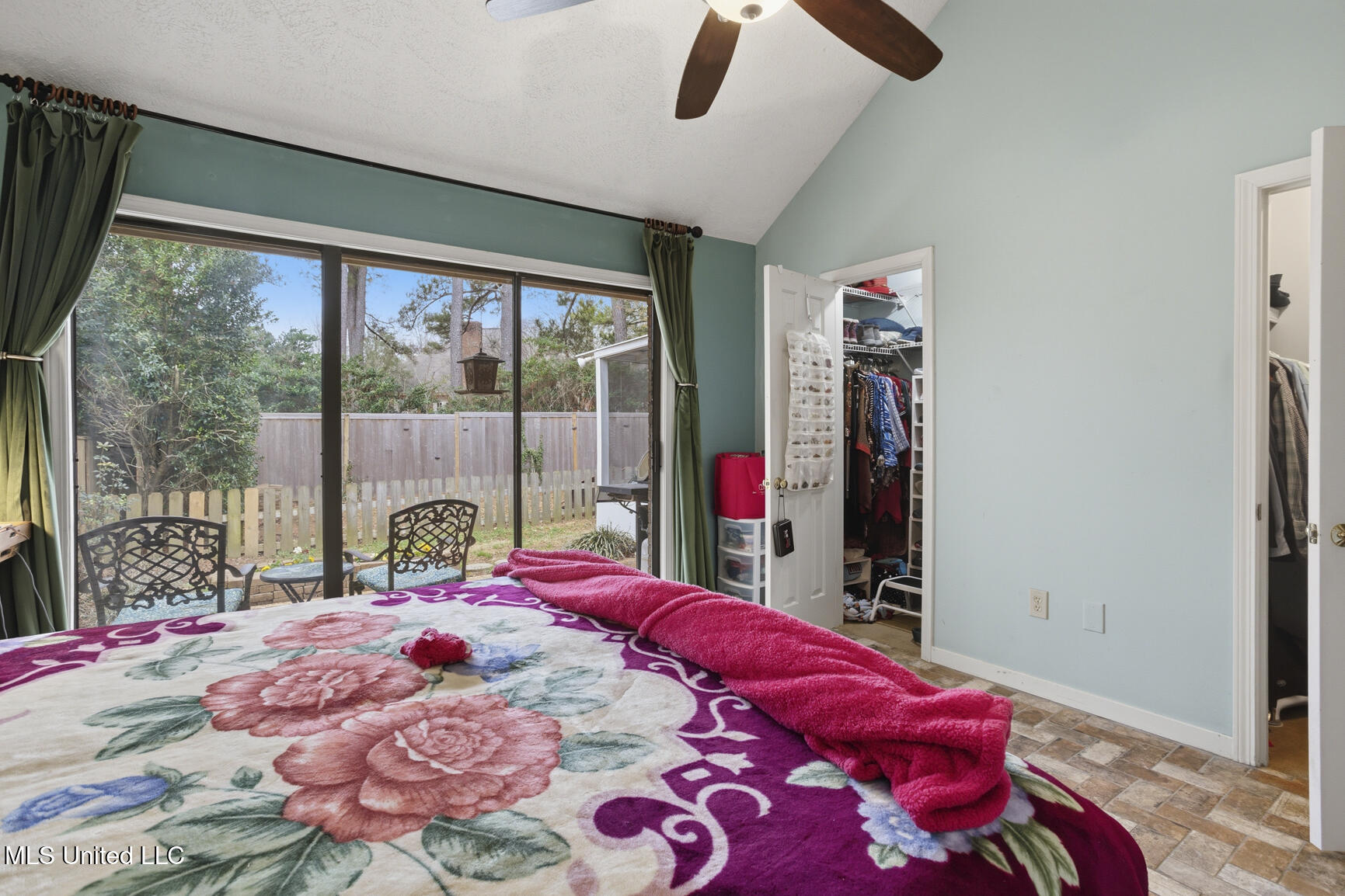 517 Bedford Circle Madison, MS 39110 - Photo 15 of 26 517 Bedford-11