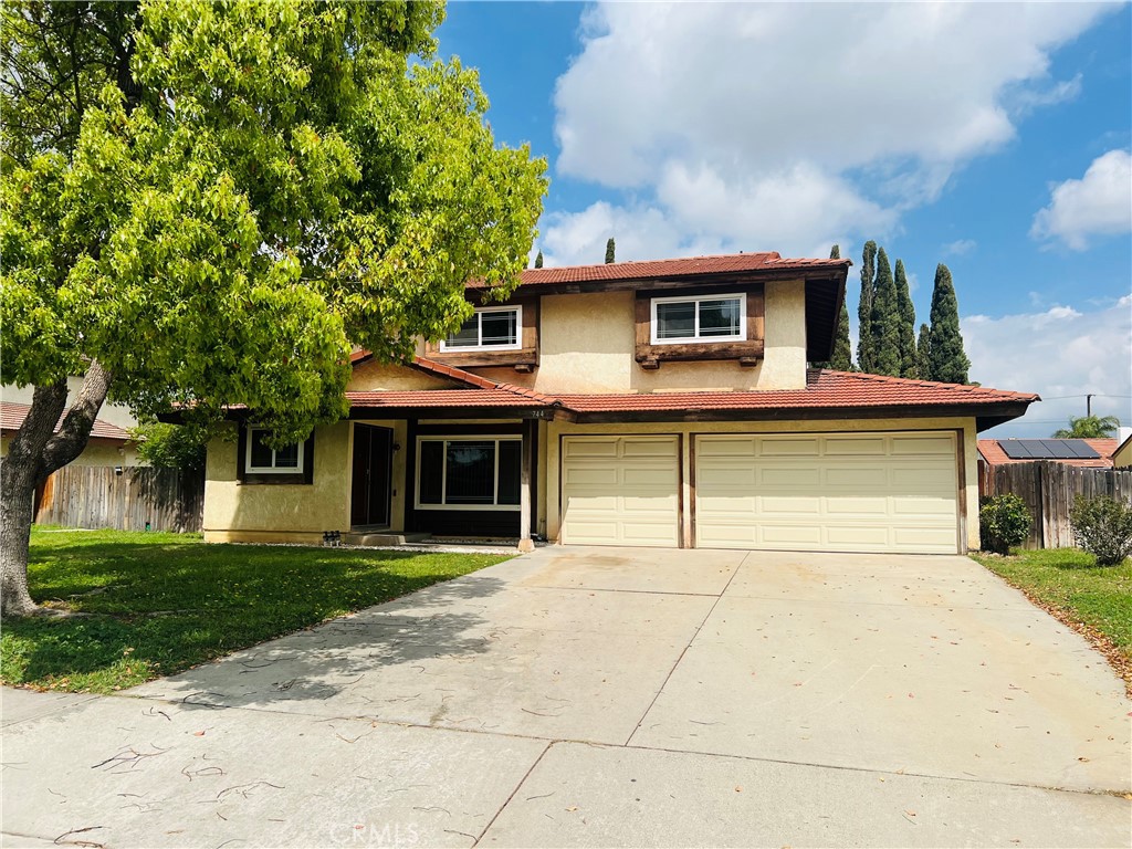 744 West Montrose Street Rialto, CA 92376 - Photo 1 of 18