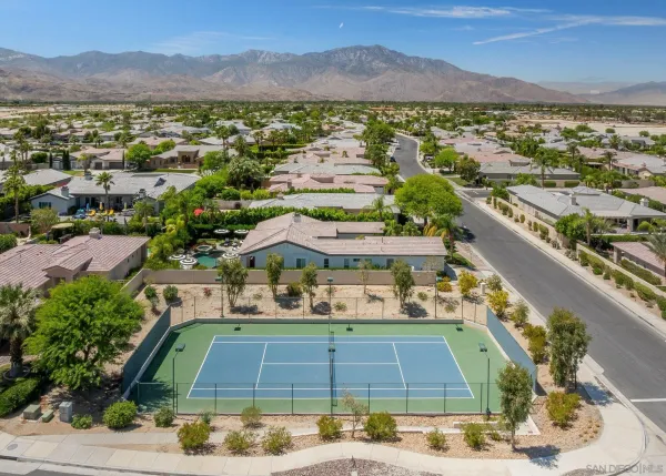 $1,300,000 | 4 Chandon Court, Rancho Mirage, CA 92270