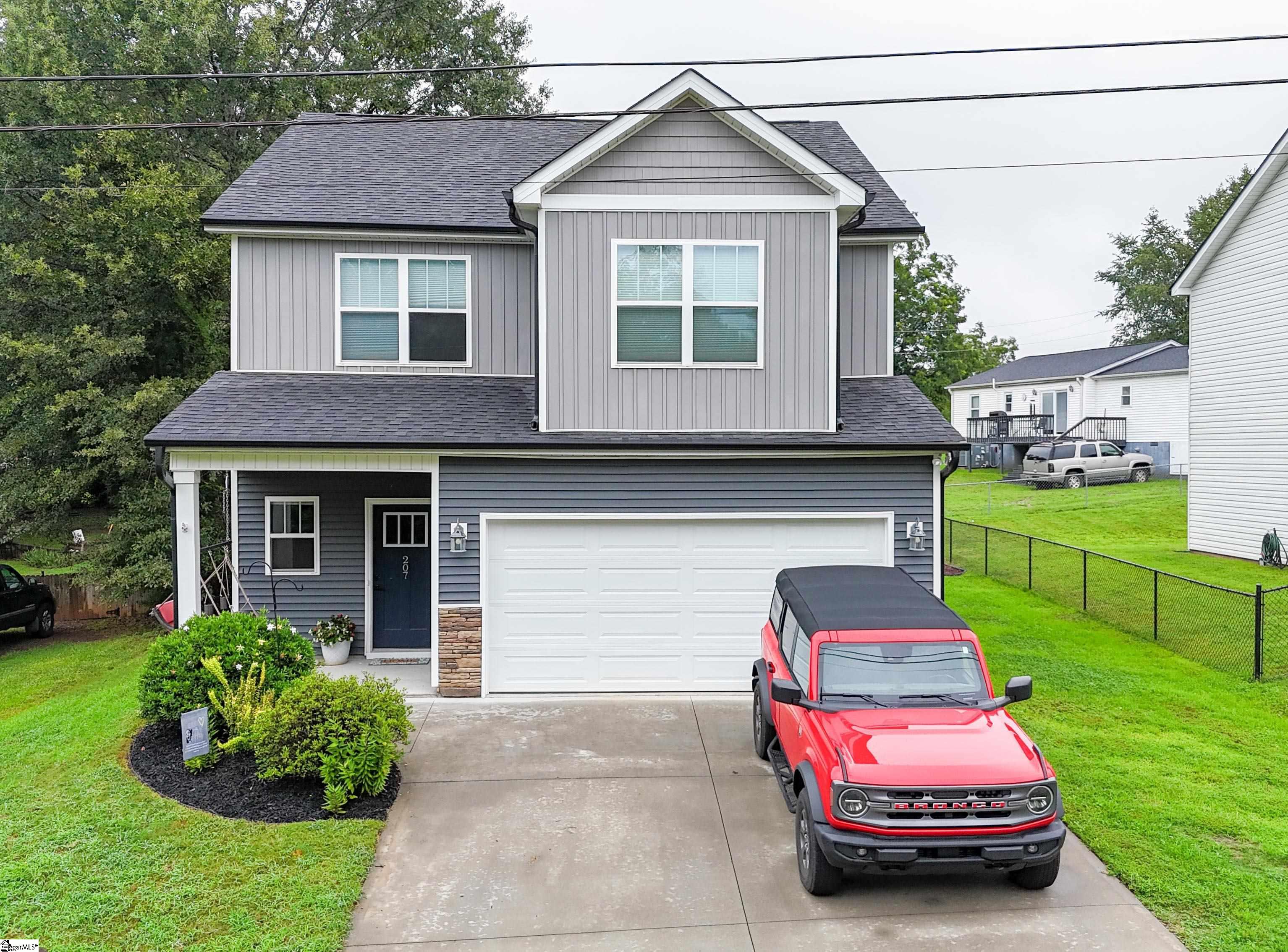 207 Phillips Avenue Easley, SC 29640 - Photo 1 of 39