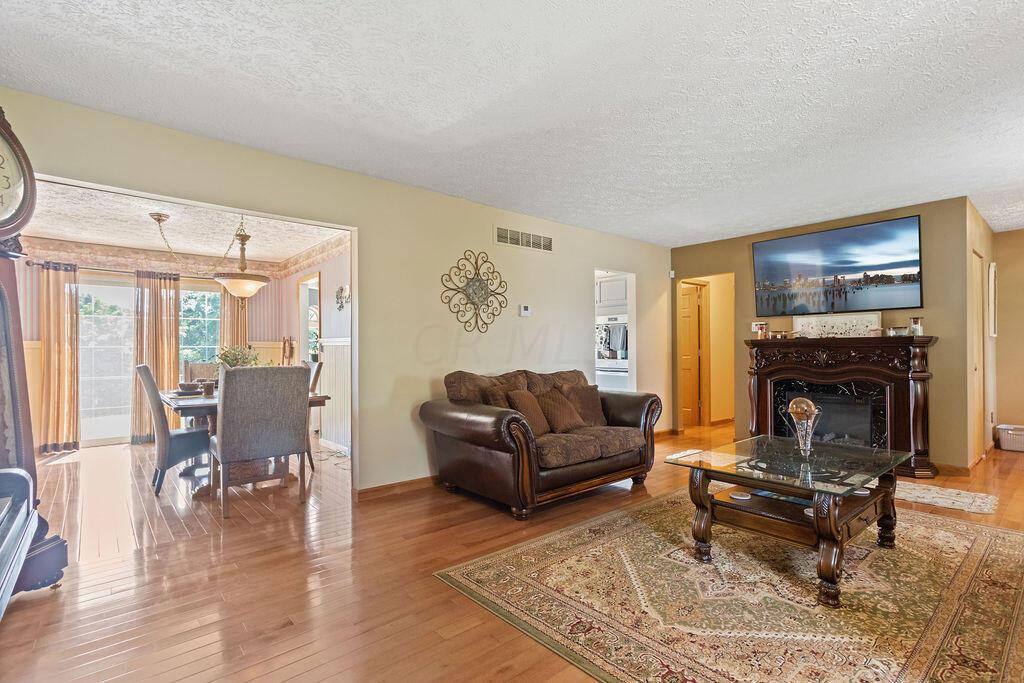 5877 Royalton Road Southwest Lancaster, OH 43130 - Photo 12 of 30 7G5A1524