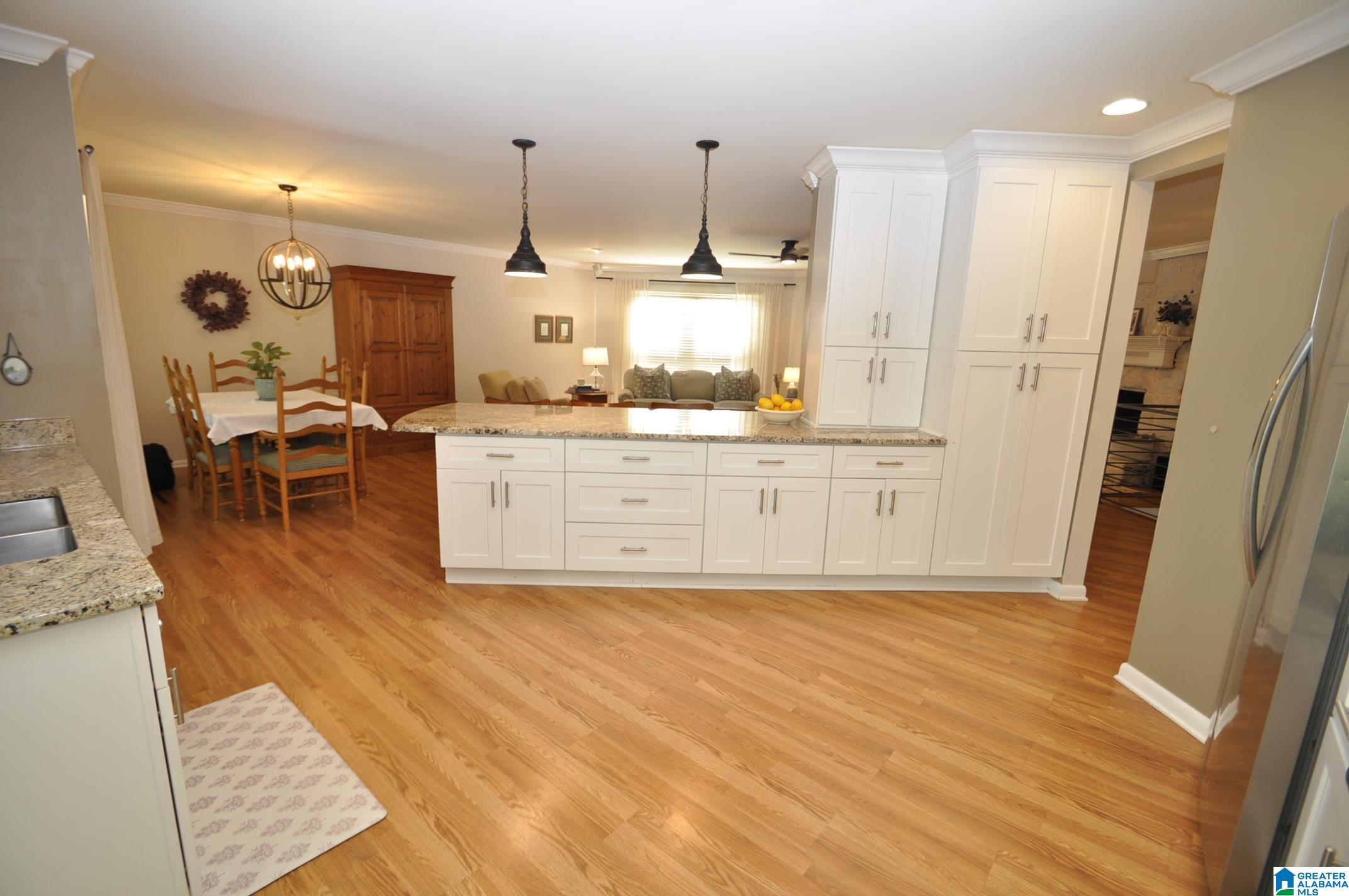 3902 South Shades Crest Road Hoover, AL 35244 - Photo 12 of 40 Gallery Image 12
