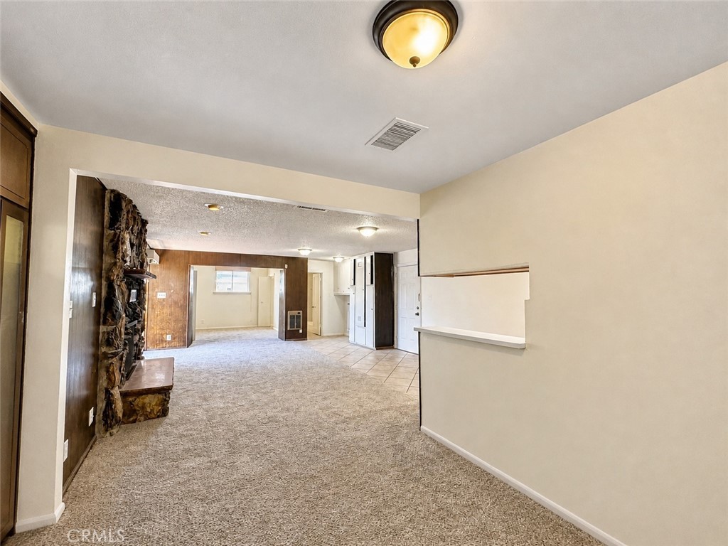 325 North Sanders Street Ridgecrest, CA 93555 - Photo 12 of 23 a view of a livingroom with furniture