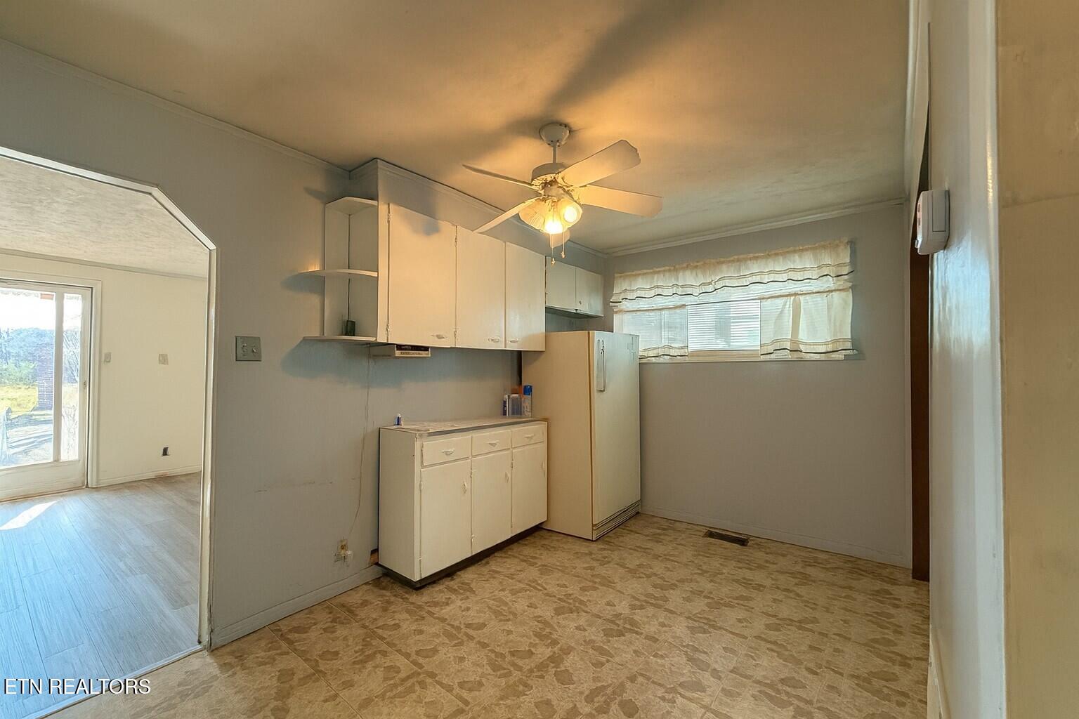 100 Church Street Loudon, TN 37774 - Photo 19 of 19 Dining