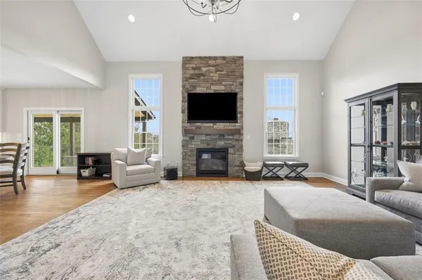 $1,100,000 | 1017 Skyline Drive, Canonsburg, PA 15317