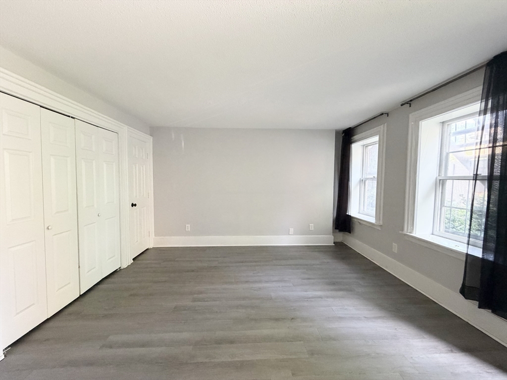 70 Temple Street, Unit 1 Springfield, MA 01105 - Photo 9 of 11