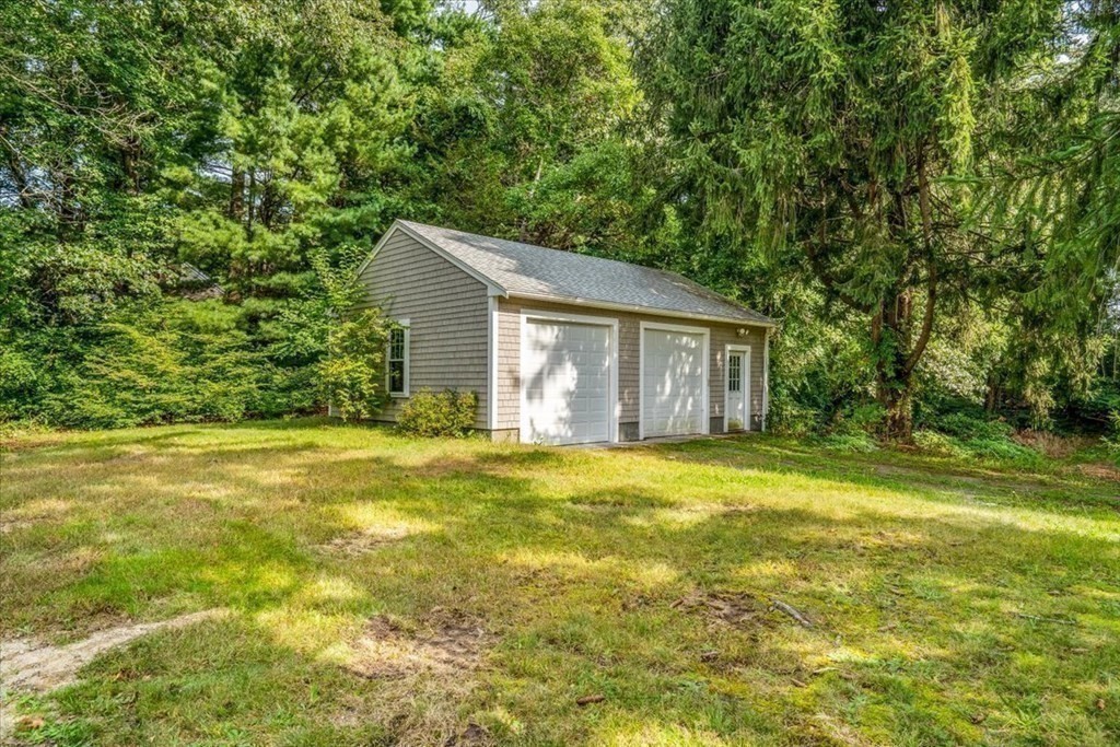 48 Neal Gate Street Scituate, MA 02066 - Photo 7 of 34