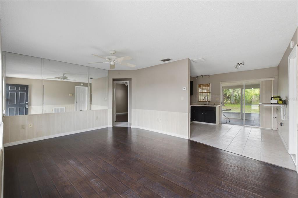 1499 Larkin Road Spring Hill, FL 34608 - Photo 5 of 24 Gallery Image 5