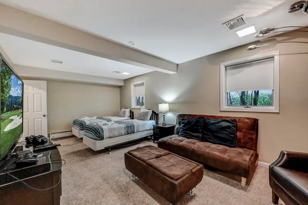 $427,000 | 52 Laurelwood Drive, Lake Harmony, PA 18624