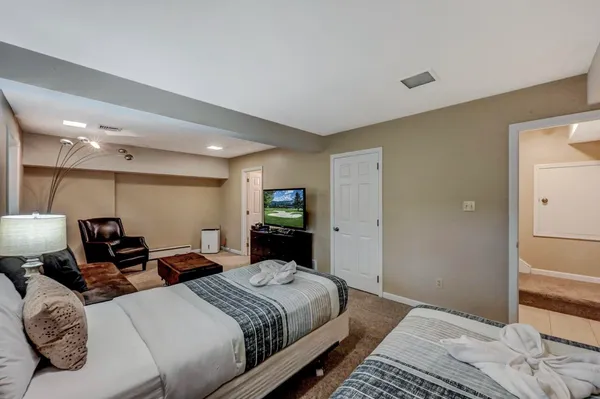 $427,000 | 52 Laurelwood Drive, Lake Harmony, PA 18624