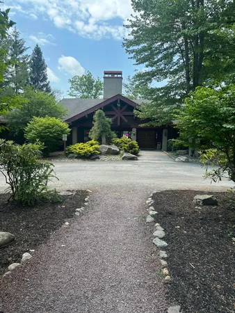 $427,000 | 52 Laurelwood Drive, Lake Harmony, PA 18624