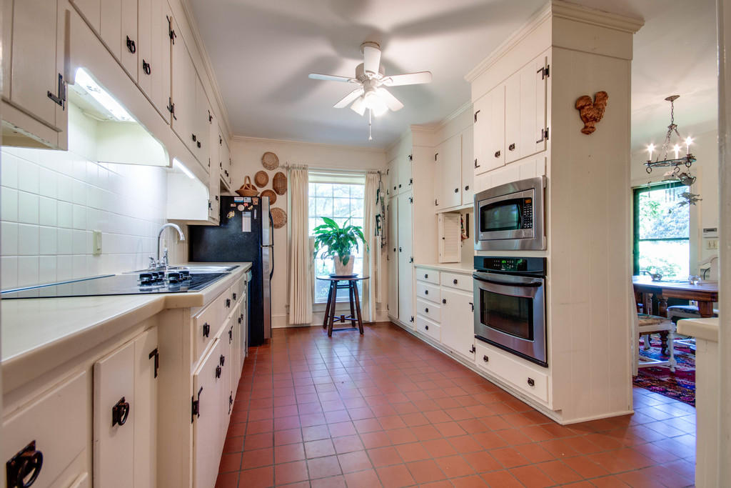 1 Broughton Road Charleston, SC 29407 - Photo 5 of 24 ib1504213-1012