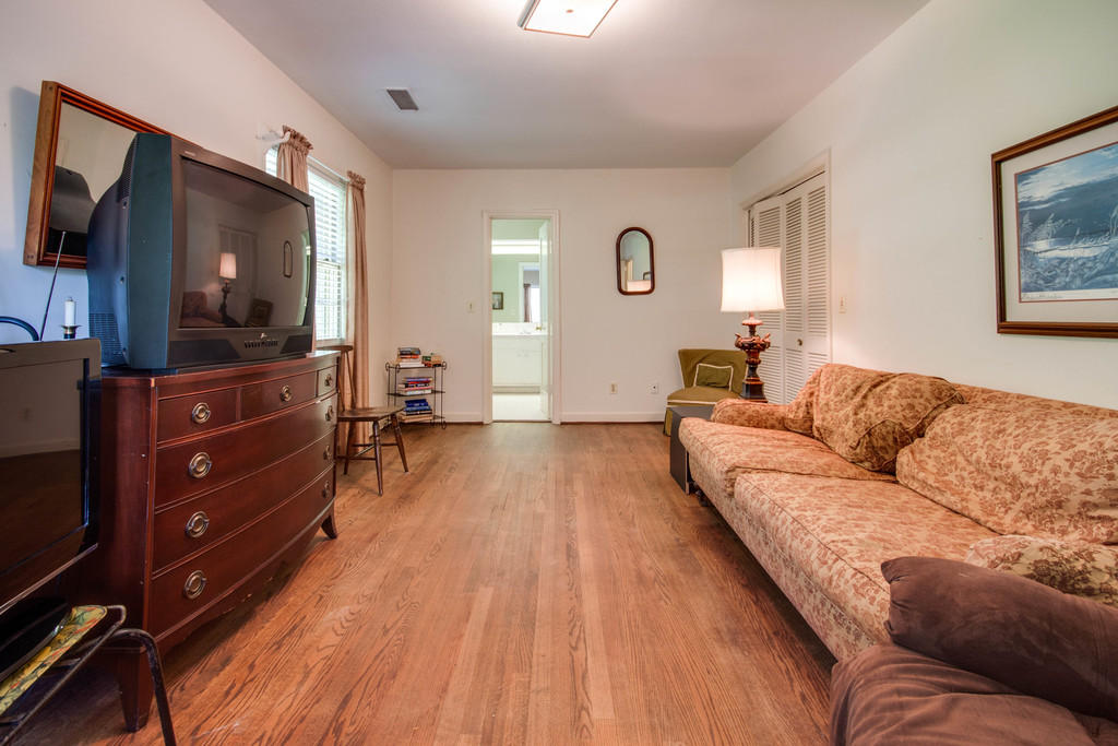 1 Broughton Road Charleston, SC 29407 - Photo 10 of 24 ib1504213-1026