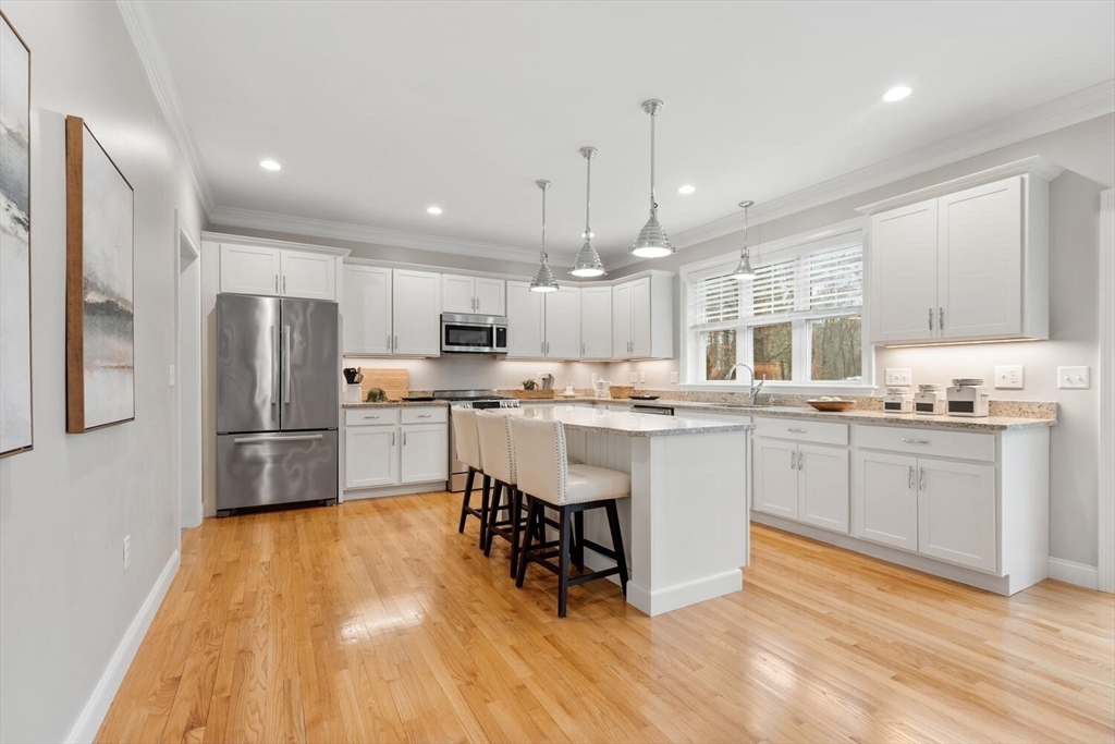 115 Forest Street Reading, MA 01867 - Photo 14 of 42