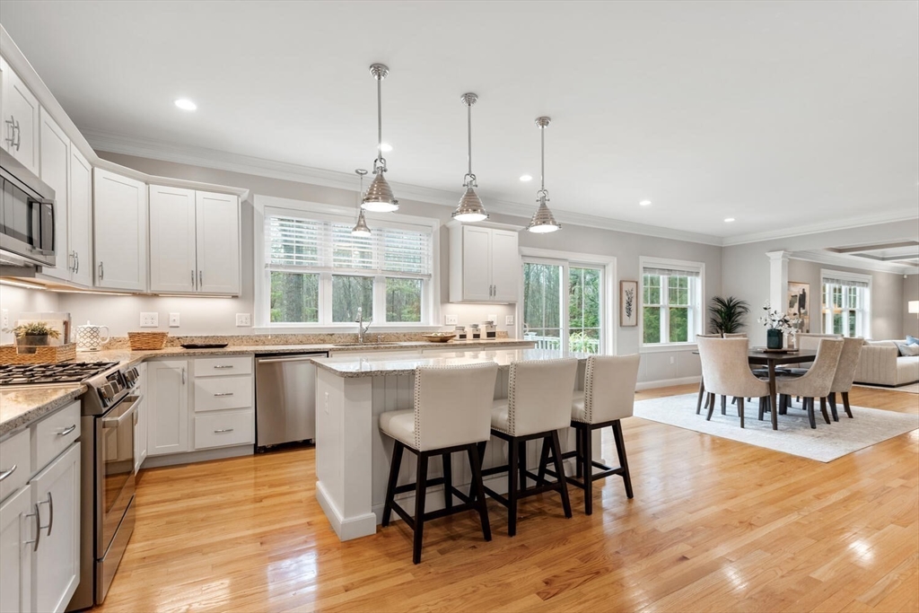 115 Forest Street Reading, MA 01867 - Photo 18 of 42