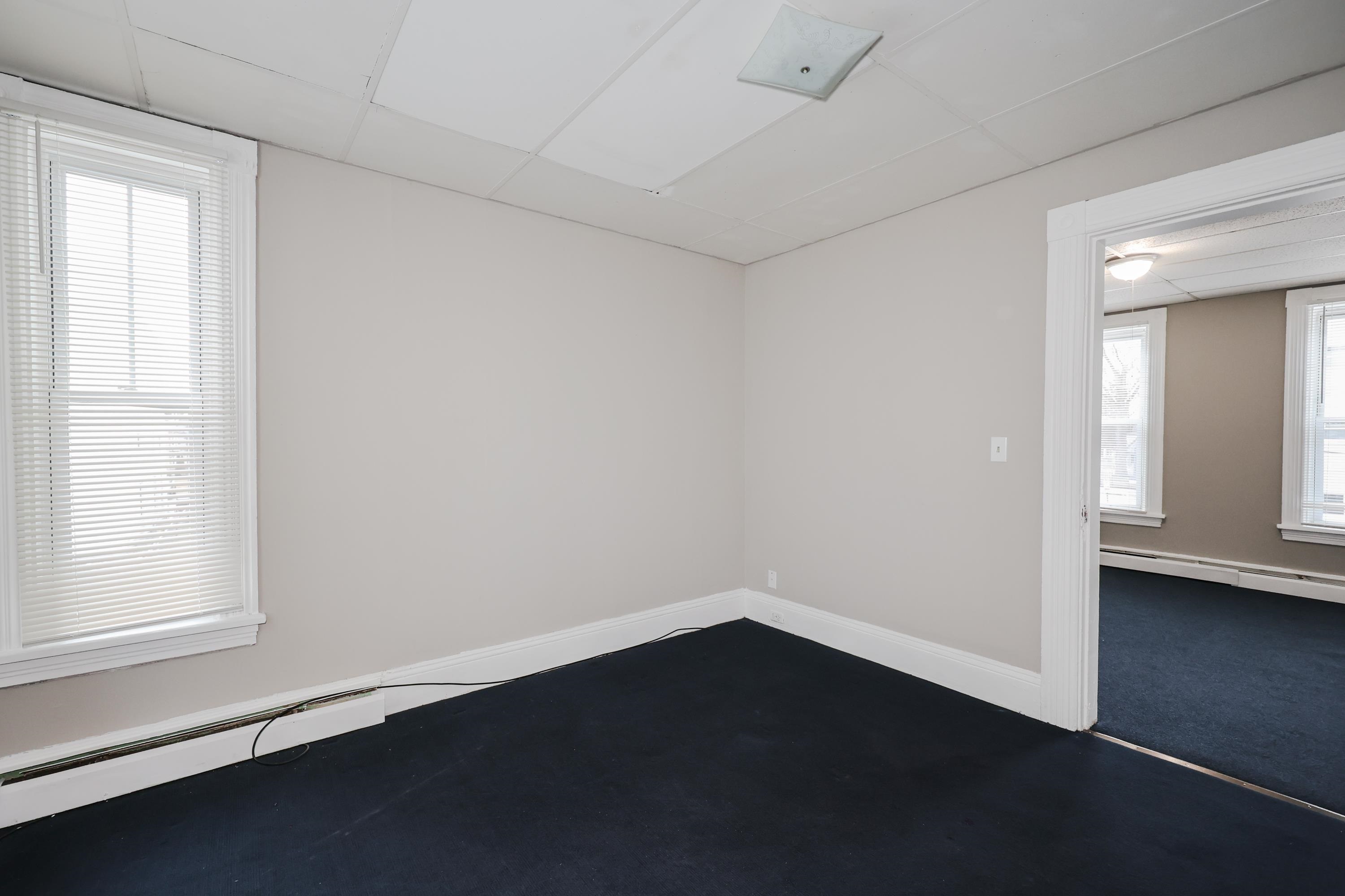 174 Green Street Manchester, NH 03103 - Photo 15 of 40