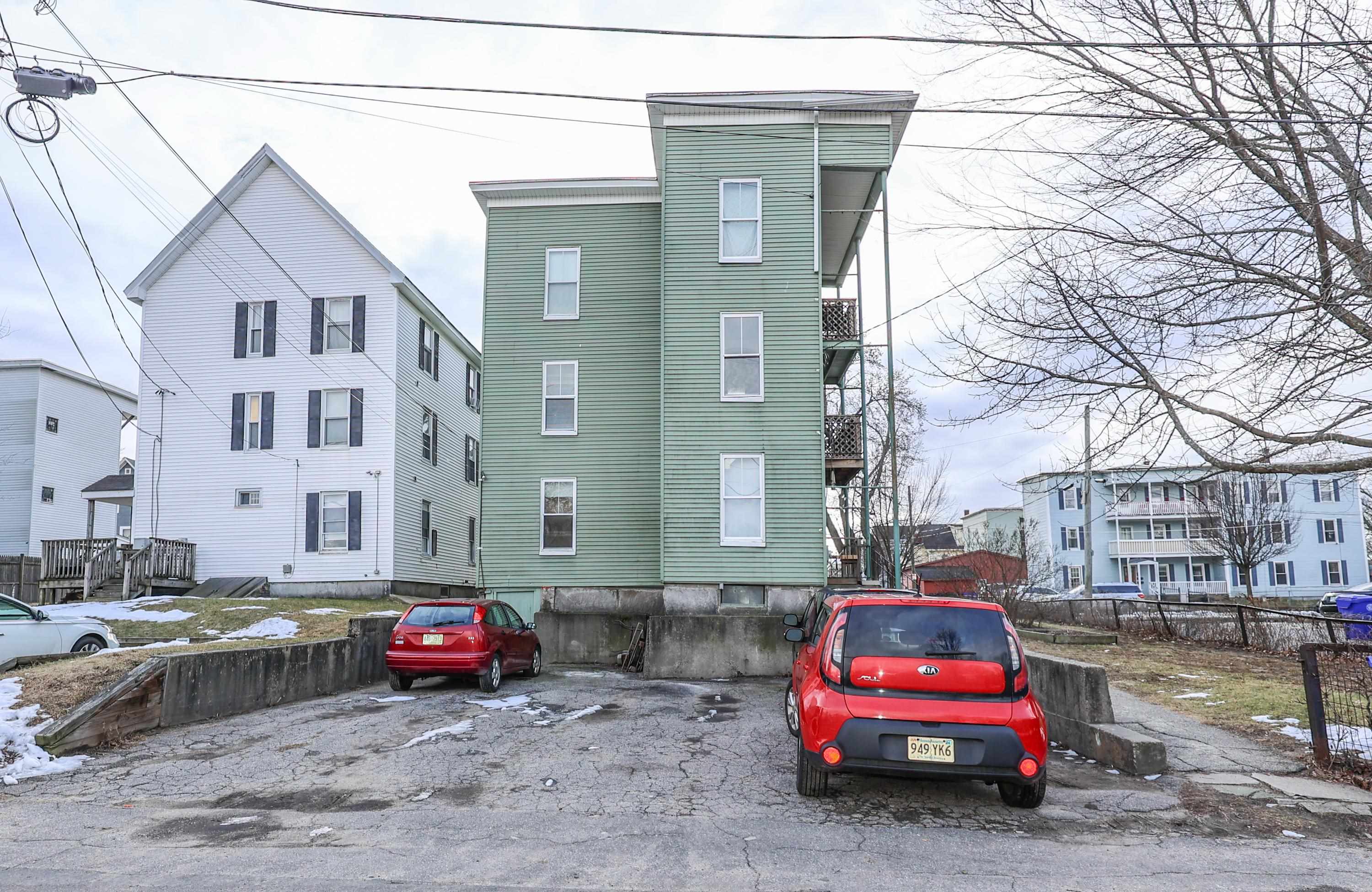 174 Green Street Manchester, NH 03103 - Photo 2 of 40