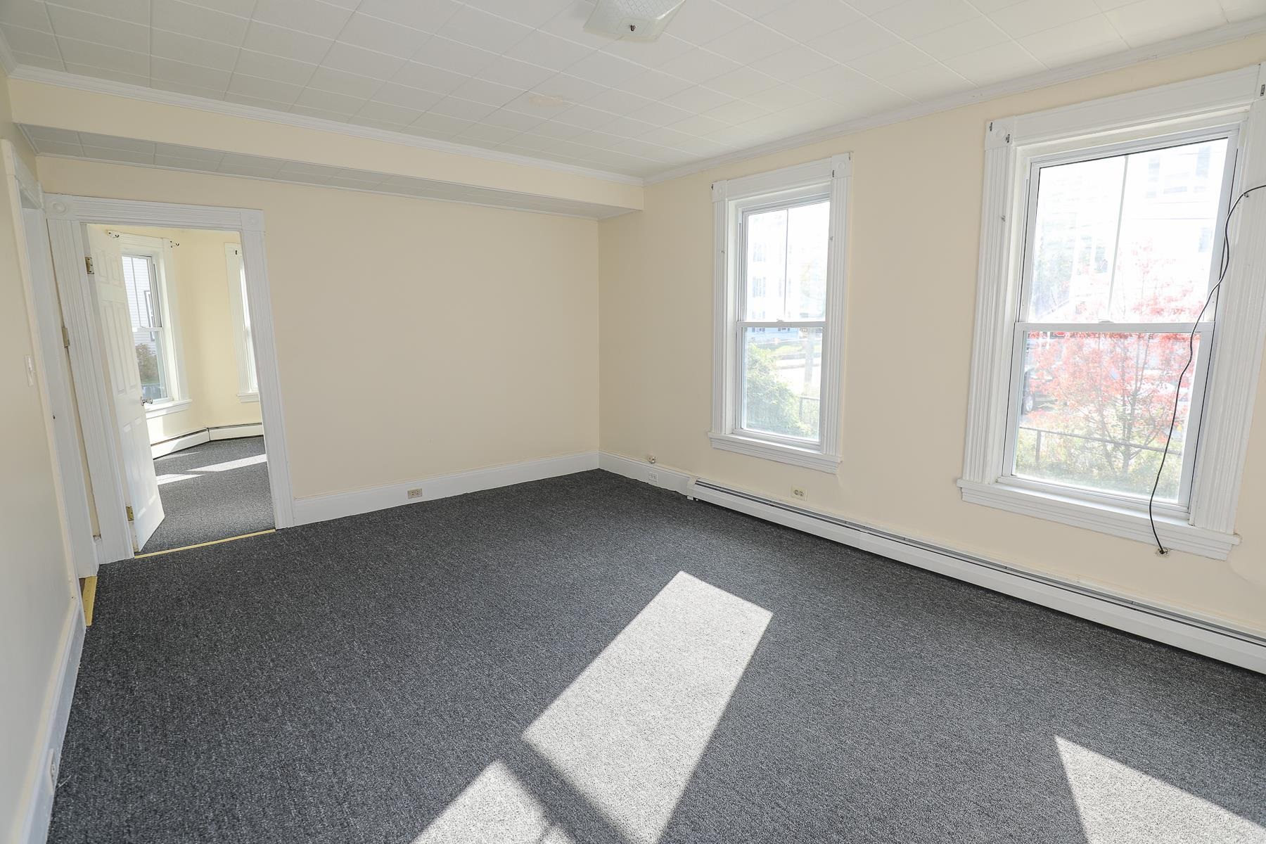 174 Green Street Manchester, NH 03103 - Photo 27 of 40