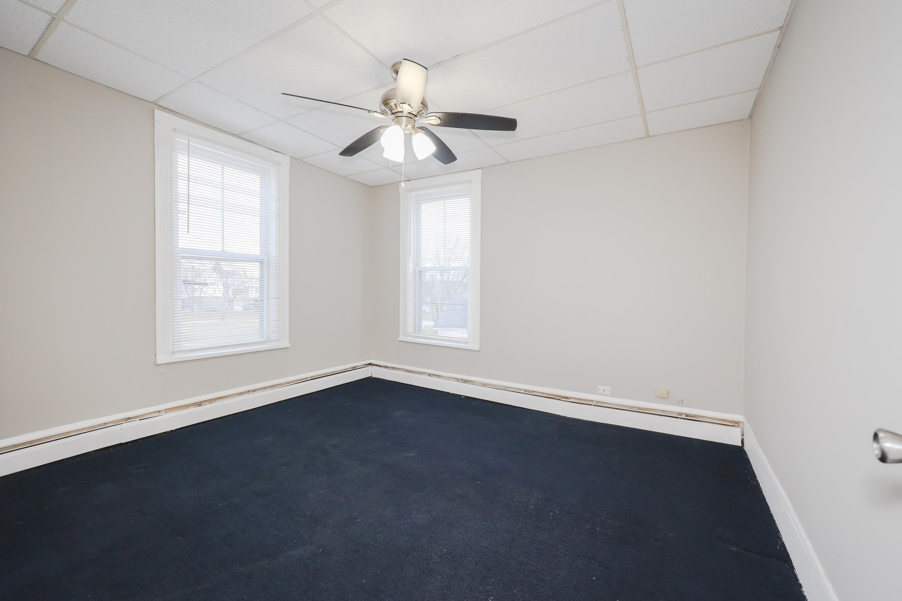 174 Green Street Manchester, NH 03103 - Photo 3 of 40