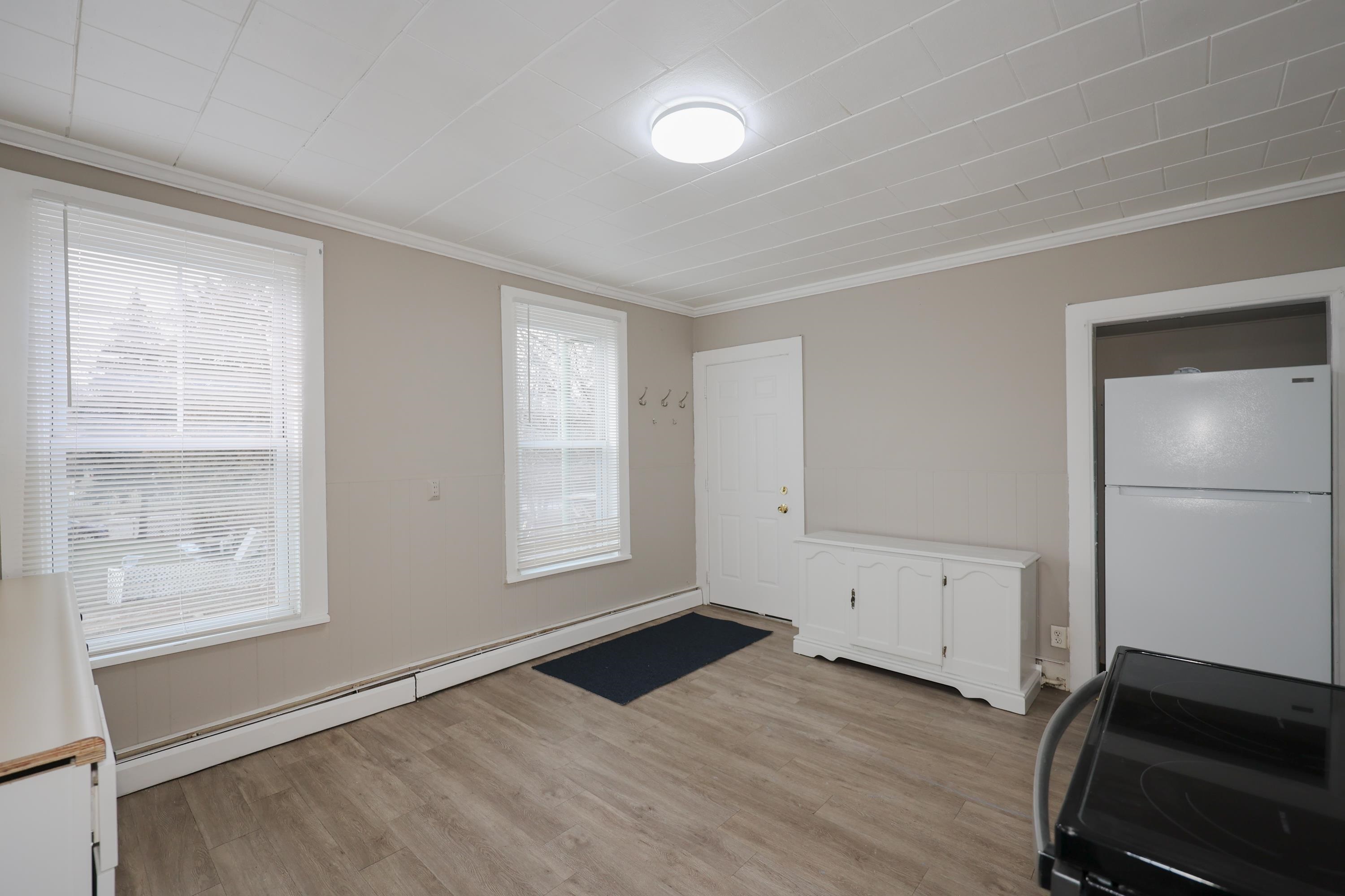 174 Green Street Manchester, NH 03103 - Photo 36 of 40