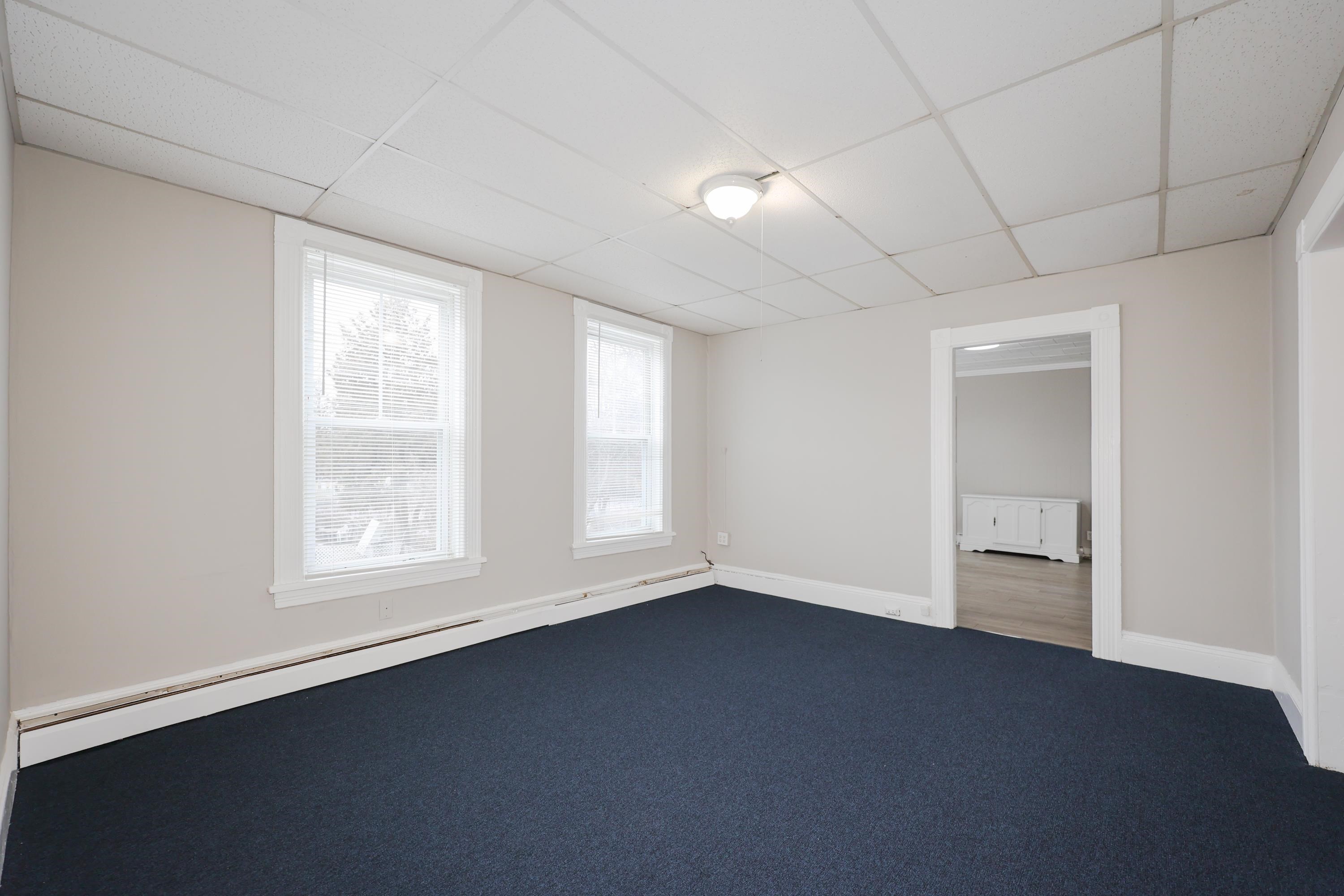 174 Green Street Manchester, NH 03103 - Photo 7 of 40