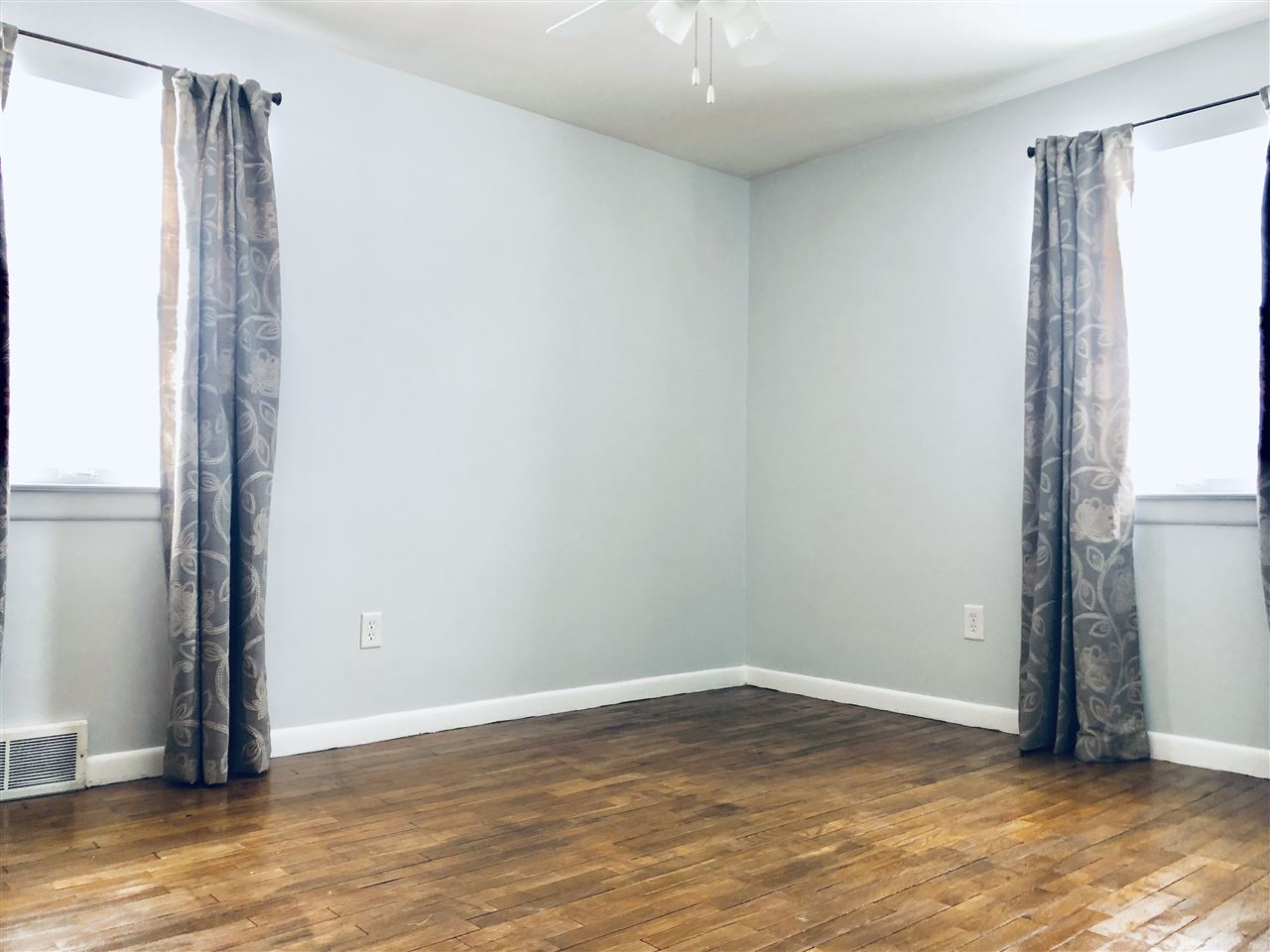204 High Street Bay City, MI 48708 - Photo 12 of 24 Gallery Image 12
