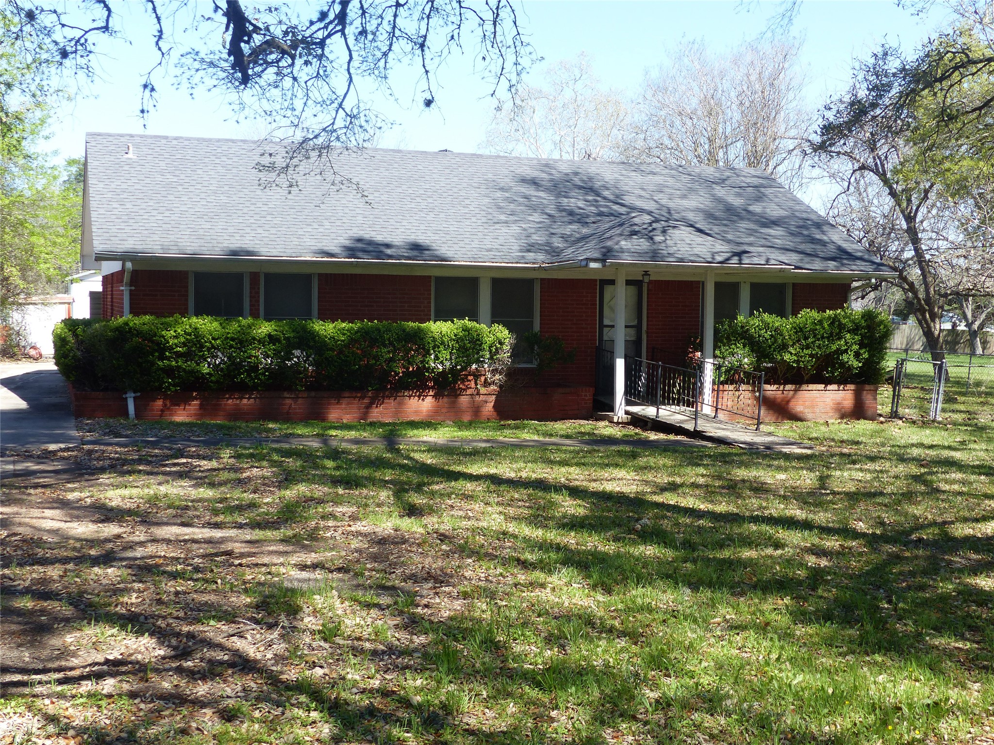 1102 West Main Street Brenham, TX 77833 - Photo 2 of 23