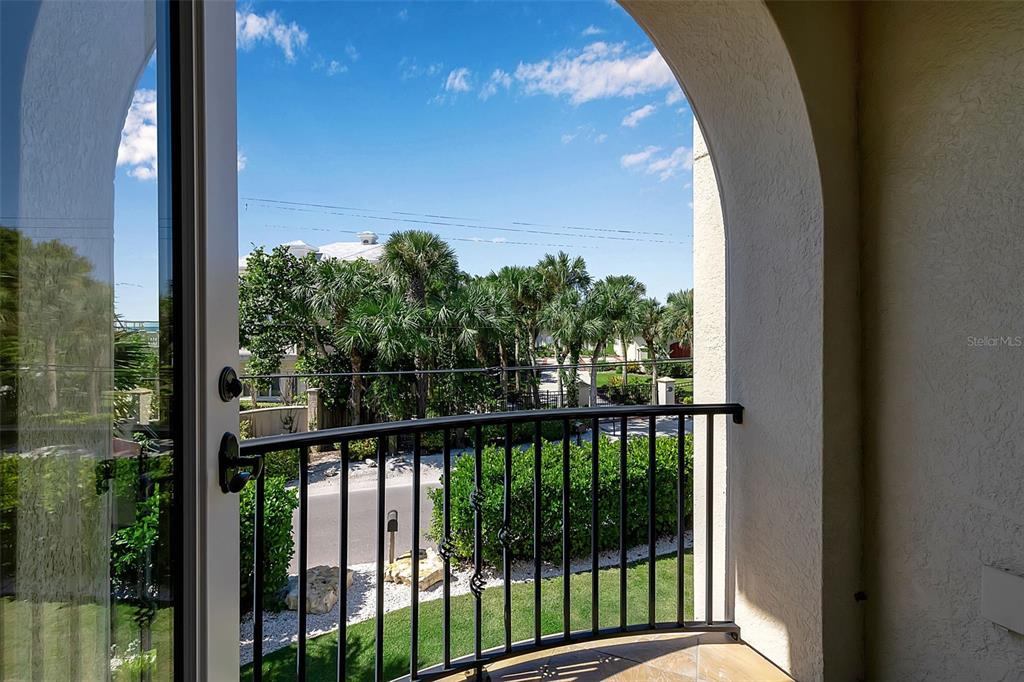 2508 Casey Key Road Nokomis, FL 34275 - Photo 29 of 48