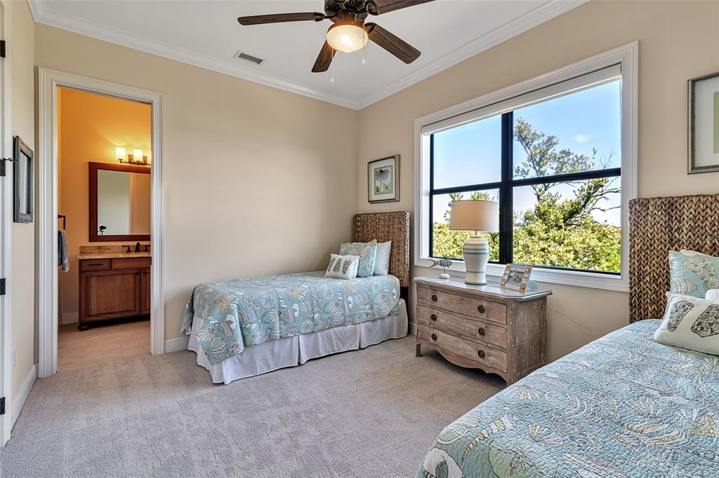 2508 Casey Key Road Nokomis, FL 34275 - Photo 33 of 48