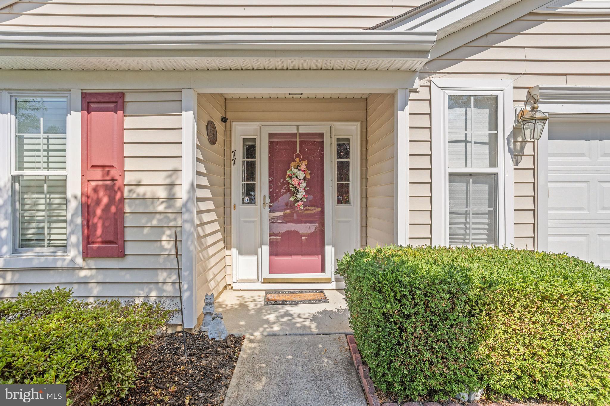 77 Maple Leaf Circle Sewell, NJ 08080 - Photo 3 of 27